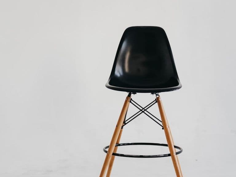 Eames-stijl barkruk zwart