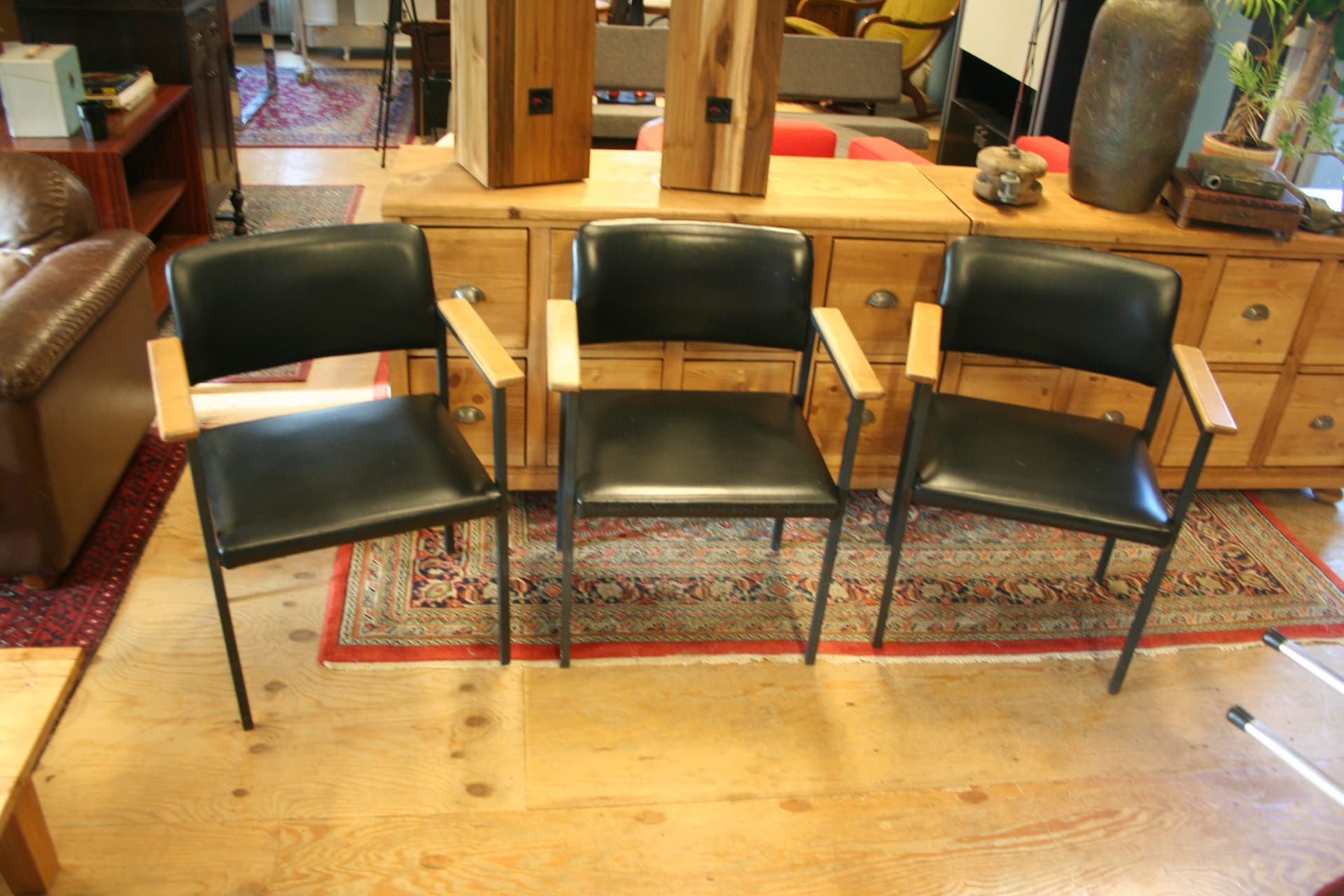 Vintage bezoekersstoelen – set van 3 stuks